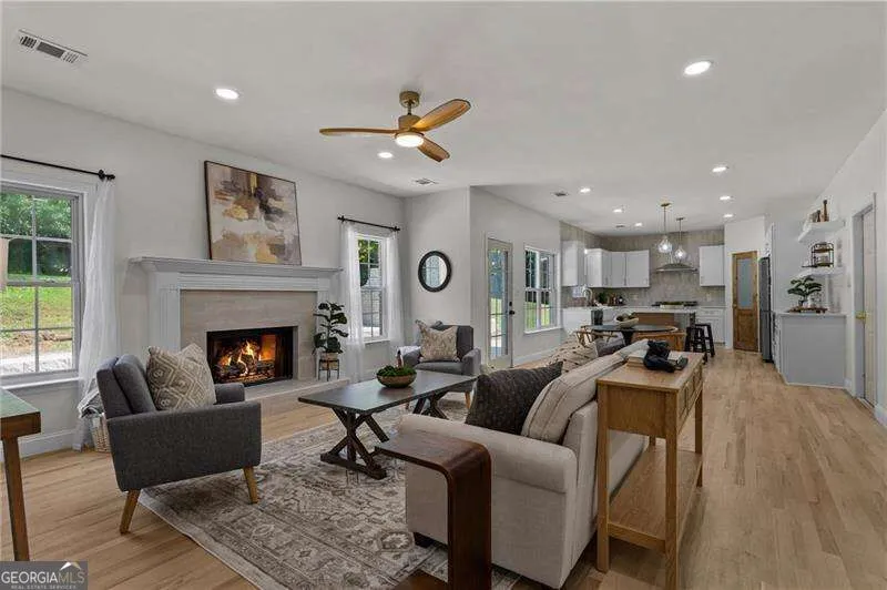 4049 Due West RD NW Marietta, GA 30064