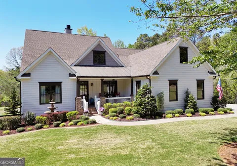 204 Lynn LN