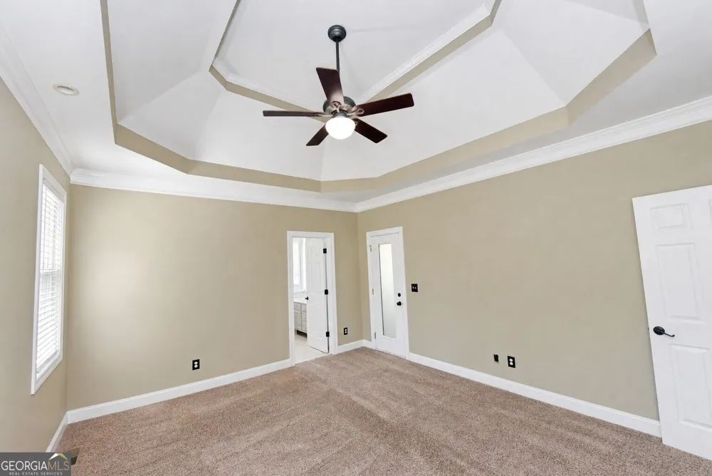 204 Lynn LN Canton, GA 30115