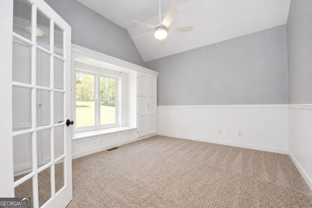 204 Lynn LN Canton, GA 30115