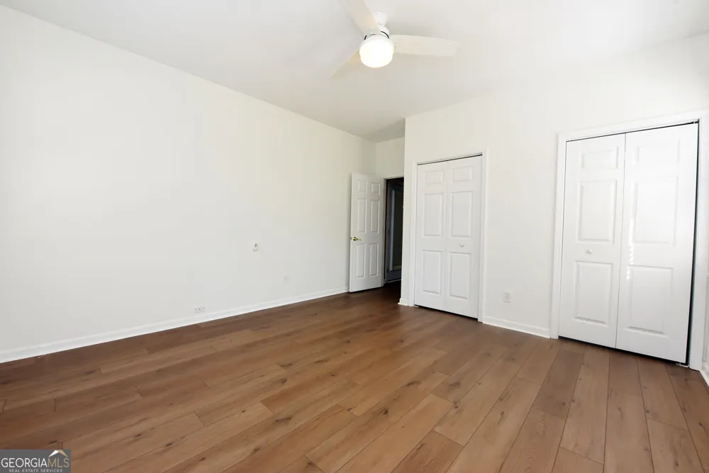 204 Lynn LN Canton, GA 30115