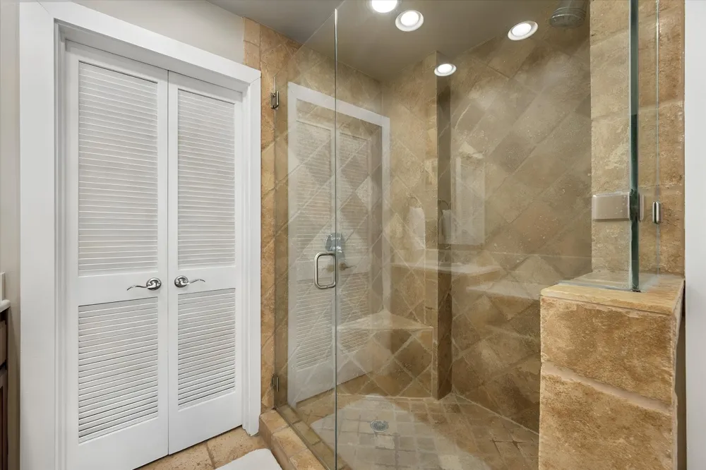 411 W 7th Street #906 Fort Worth, TX 76102