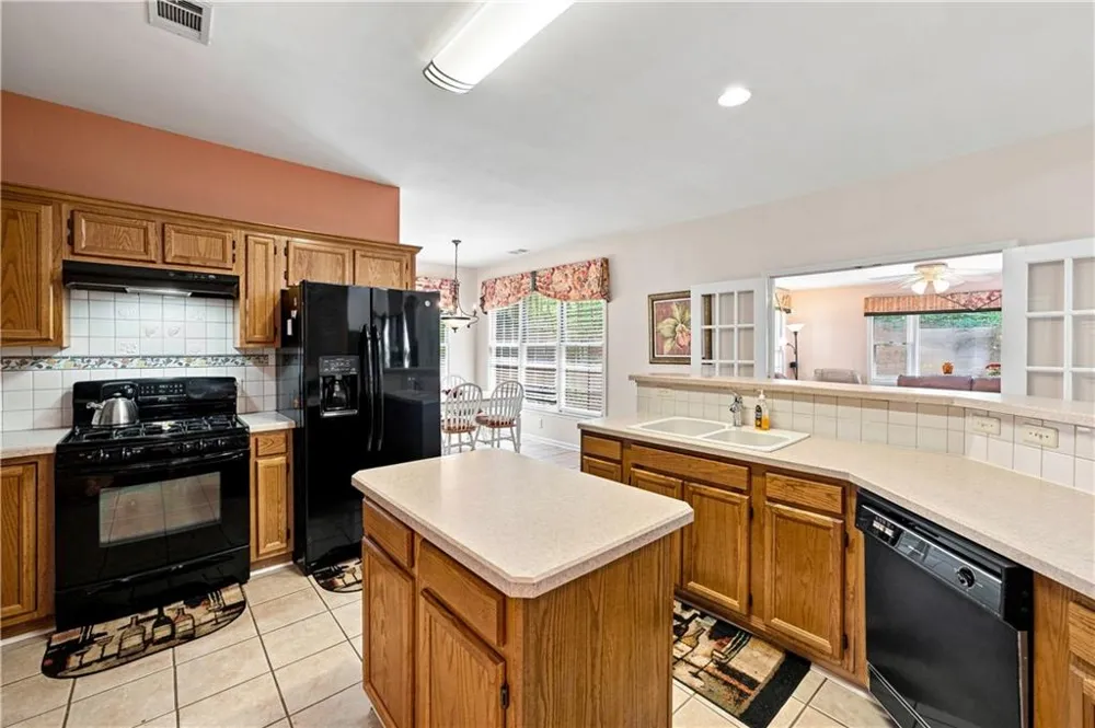243 Harbor Pointe Drive Stone Mountain, GA 30087