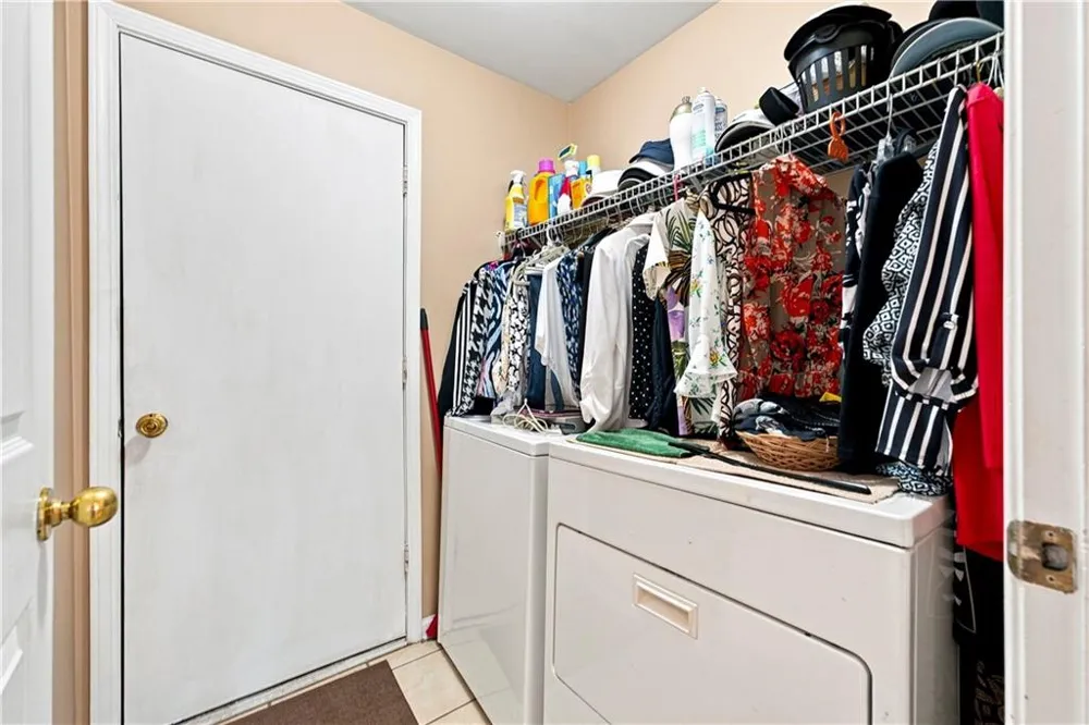 243 Harbor Pointe Drive Stone Mountain, GA 30087