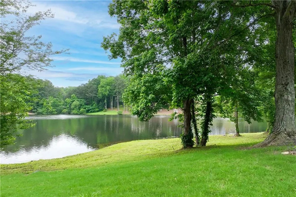 243 Harbor Pointe Drive Stone Mountain, GA 30087