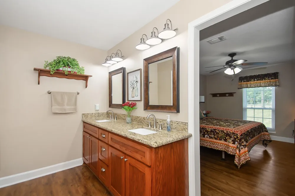 9112 Pilgrim Circle Rosharon, TX 77583
