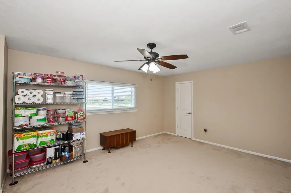 9112 Pilgrim Circle Rosharon, TX 77583