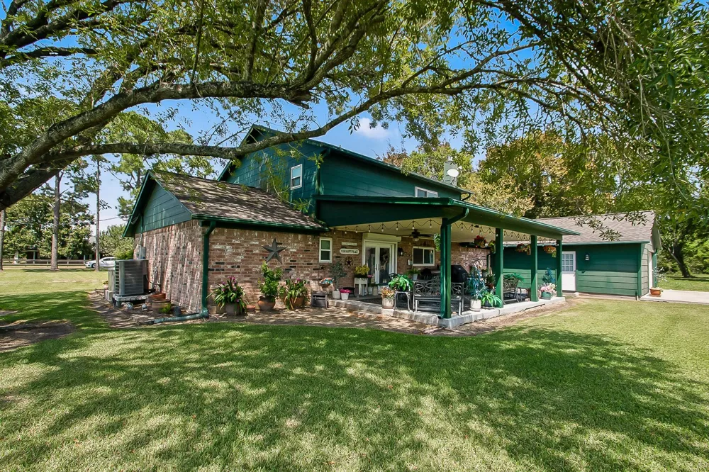 9112 Pilgrim Circle Rosharon, TX 77583