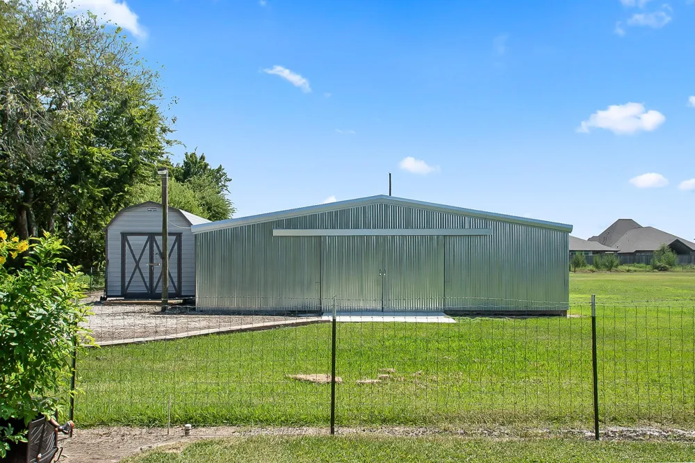 9112 Pilgrim Circle Rosharon, TX 77583