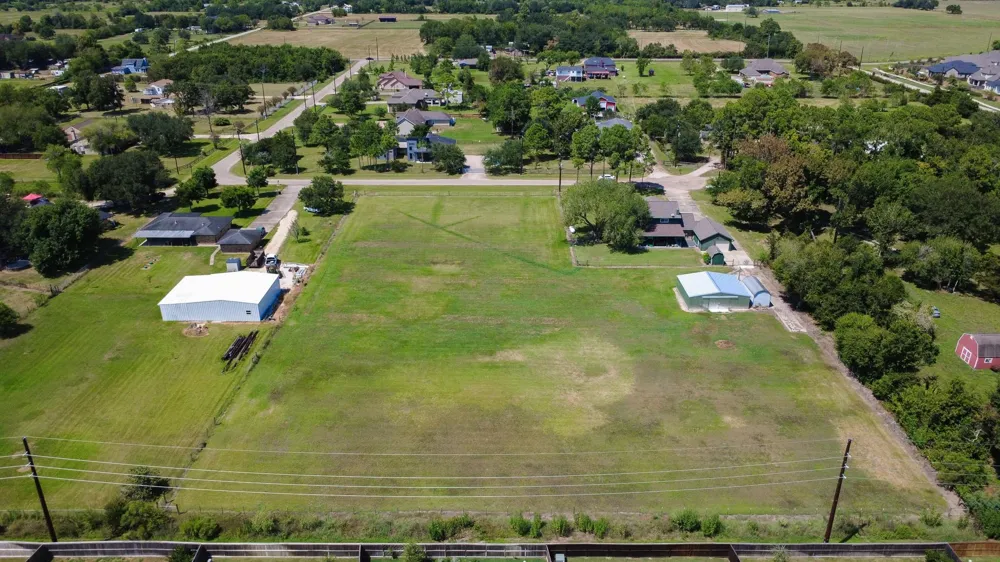 9112 Pilgrim Circle Rosharon, TX 77583