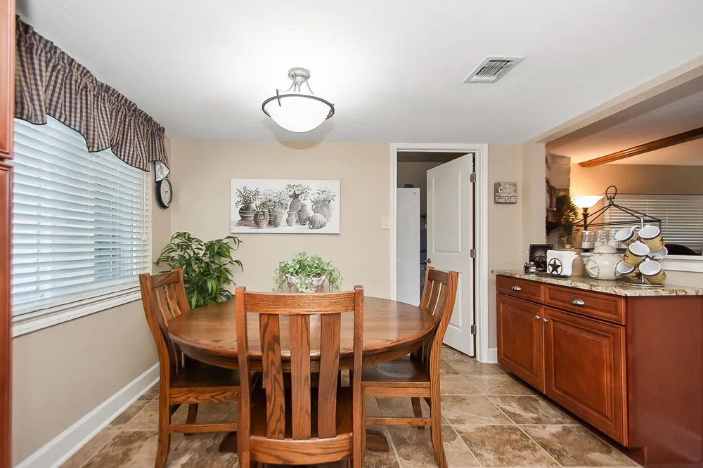 9112 Pilgrim Circle Rosharon, TX 77583