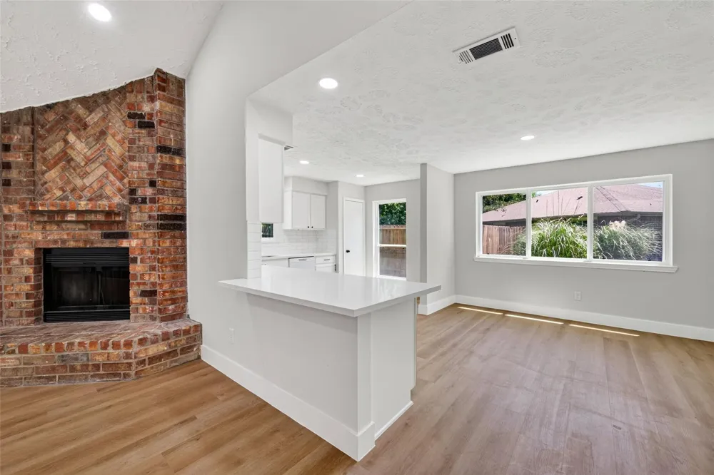 3711 Camphor Drive Houston, TX 77082