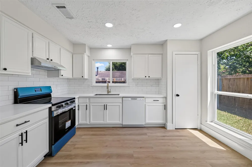 3711 Camphor Drive Houston, TX 77082