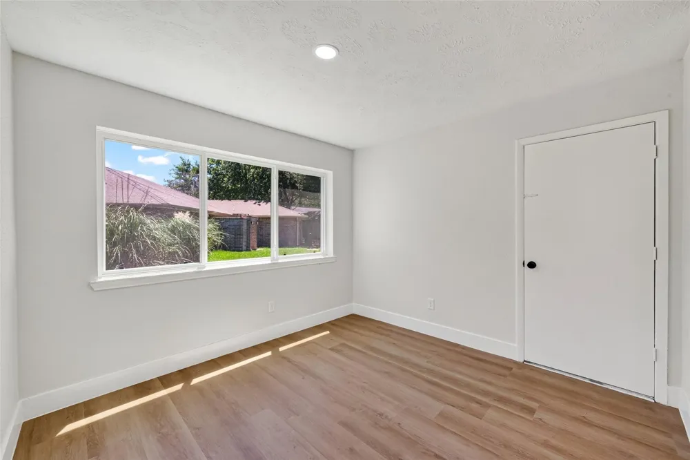 3711 Camphor Drive Houston, TX 77082