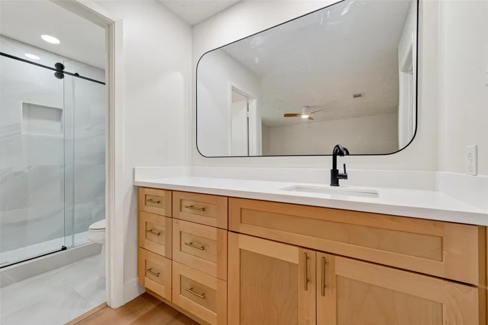 3711 Camphor Drive Houston, TX 77082