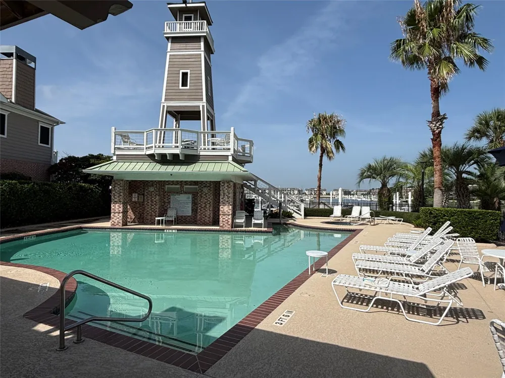 1407 Waterside Drive League City, TX 77573