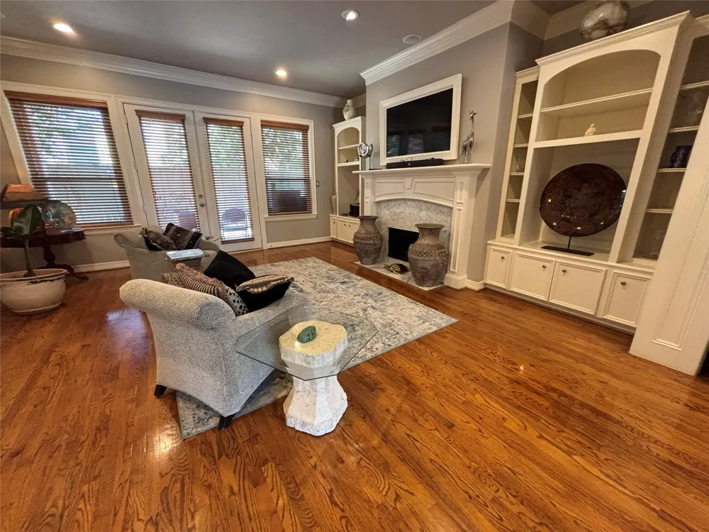 1407 Waterside Drive League City, TX 77573