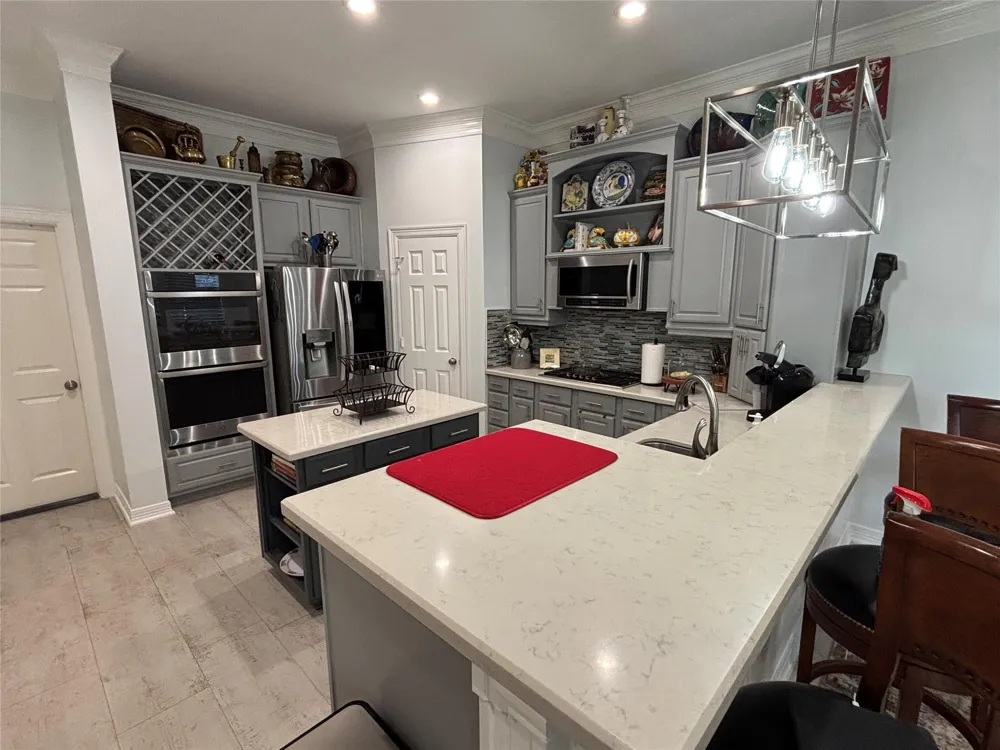 1407 Waterside Drive League City, TX 77573