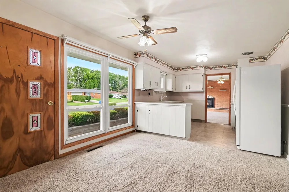 336 Lakeshore Drive Battle Creek, MI 49015