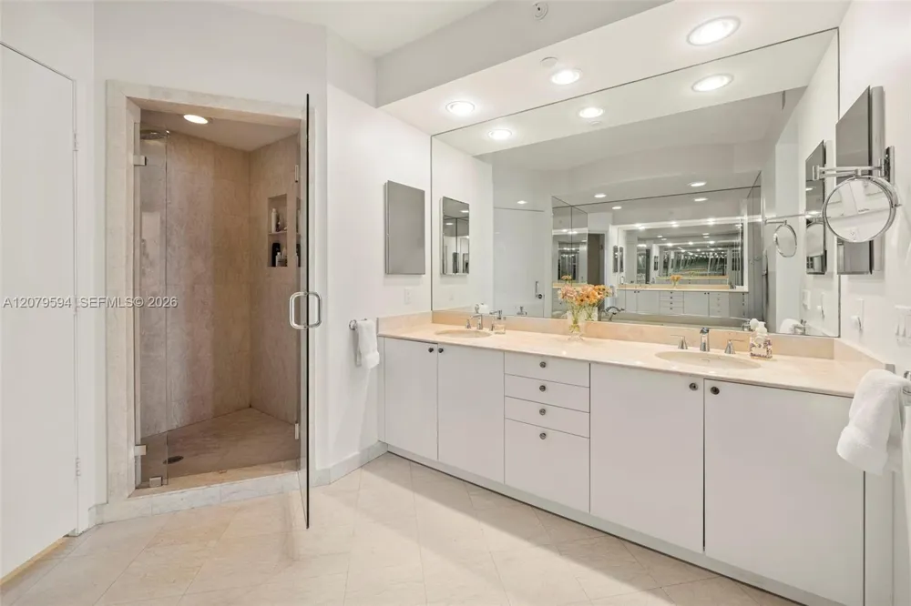 789 Crandon Blvd #1603 Key Biscayne, FL 33149