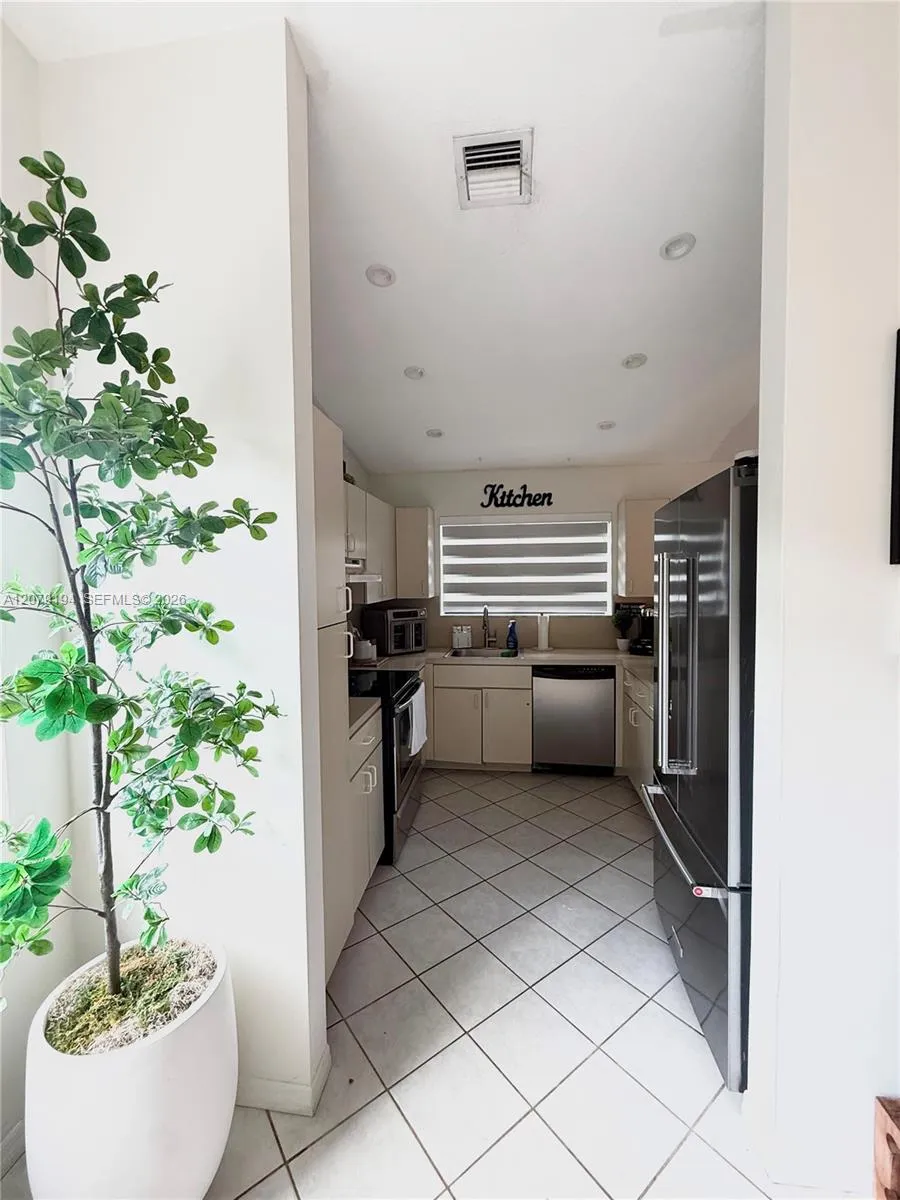 21780 SW 99th Pl Cutler Bay, FL 33190