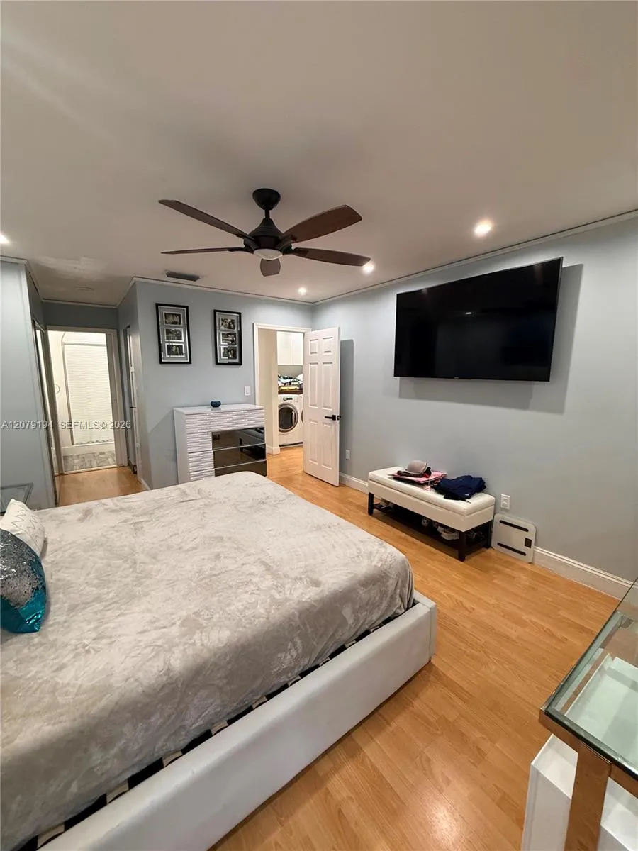 21780 SW 99th Pl Cutler Bay, FL 33190