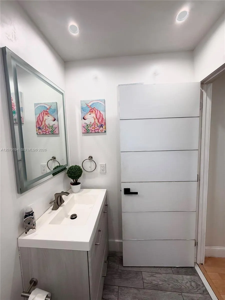 21780 SW 99th Pl Cutler Bay, FL 33190