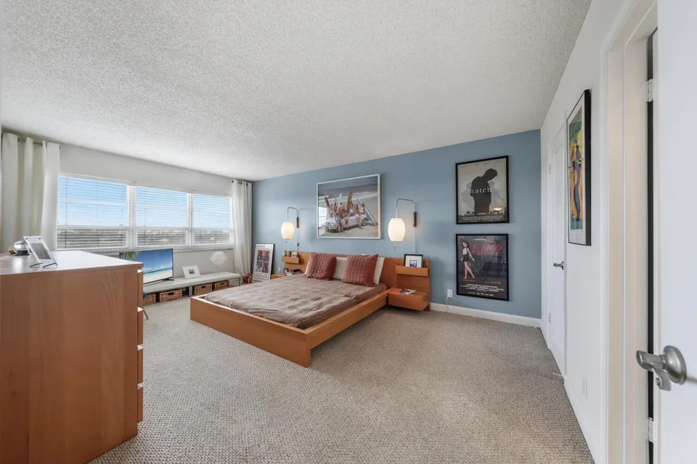 340 Sunset Drive #806 Fort Lauderdale, FL 33301