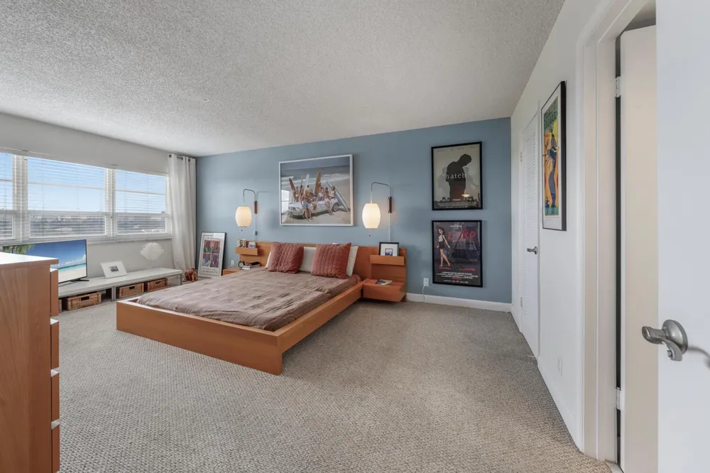 340 Sunset Drive #806 Fort Lauderdale, FL 33301