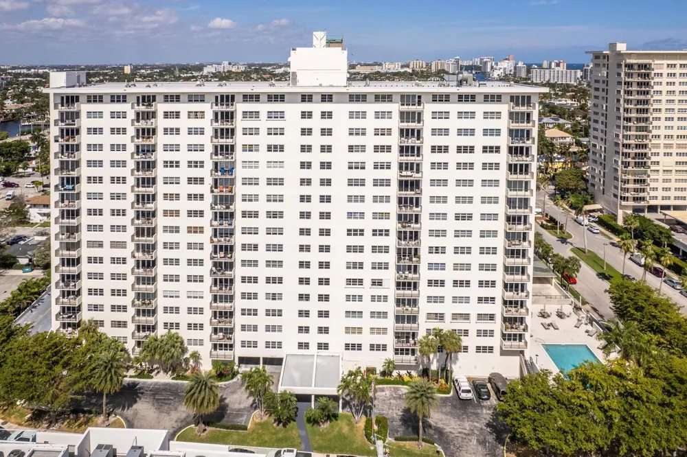 340 Sunset Drive #806 Fort Lauderdale, FL 33301