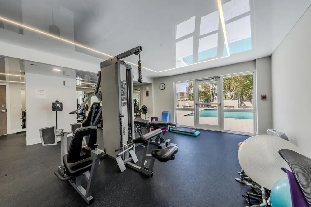 340 Sunset Drive #806 Fort Lauderdale, FL 33301