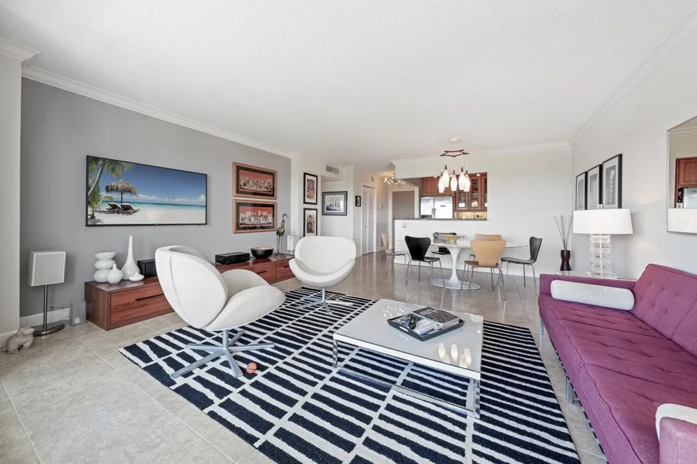 340 Sunset Drive #806 Fort Lauderdale, FL 33301