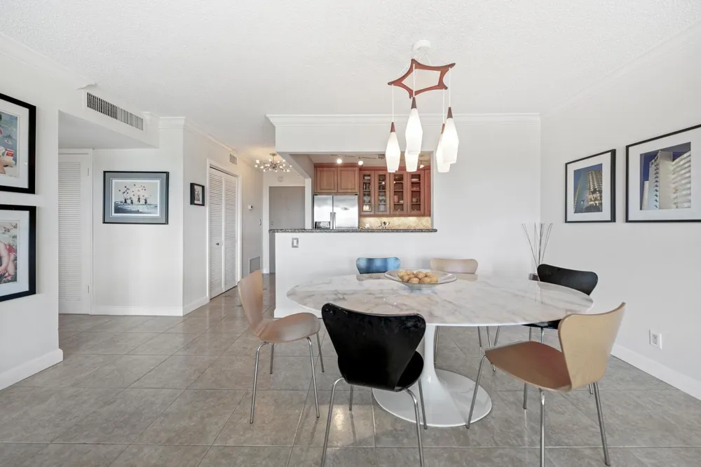 340 Sunset Drive #806 Fort Lauderdale, FL 33301