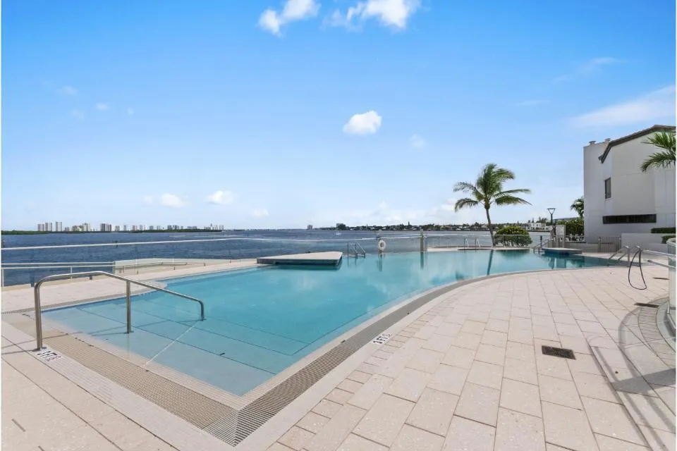 100 Lakeshore Drive #1453 North Palm Beach, FL 33408