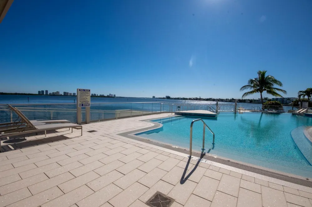 100 Lakeshore Drive #1453 North Palm Beach, FL 33408