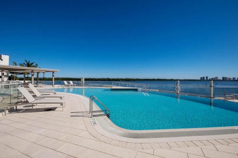 100 Lakeshore Drive #1453 North Palm Beach, FL 33408