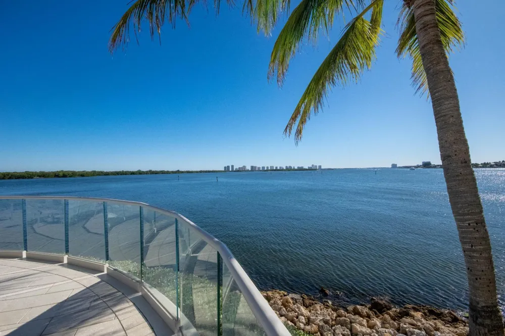 100 Lakeshore Drive #1453 North Palm Beach, FL 33408