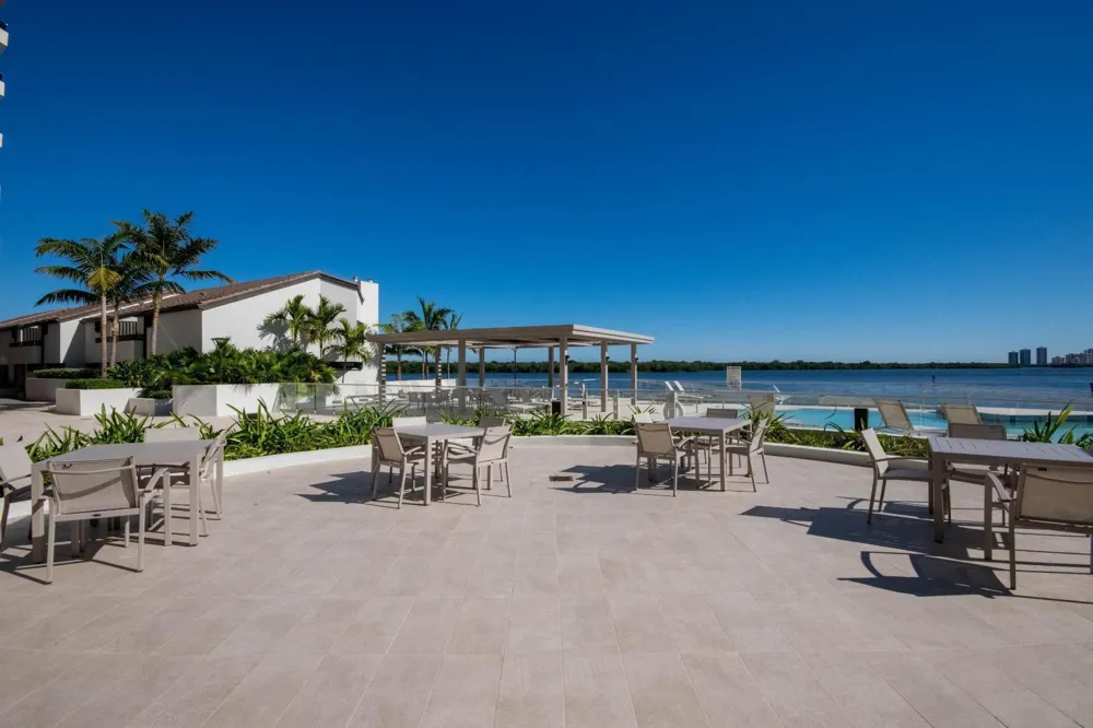 100 Lakeshore Drive #1453 North Palm Beach, FL 33408