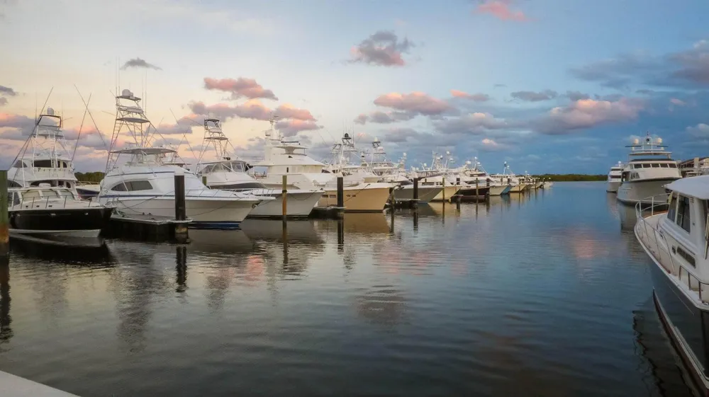 100 Lakeshore Drive #1453 North Palm Beach, FL 33408