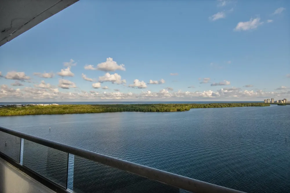 100 Lakeshore Drive #1453 North Palm Beach, FL 33408