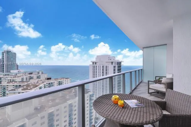 4111 S Ocean Dr #2010 Hollywood, FL 33019