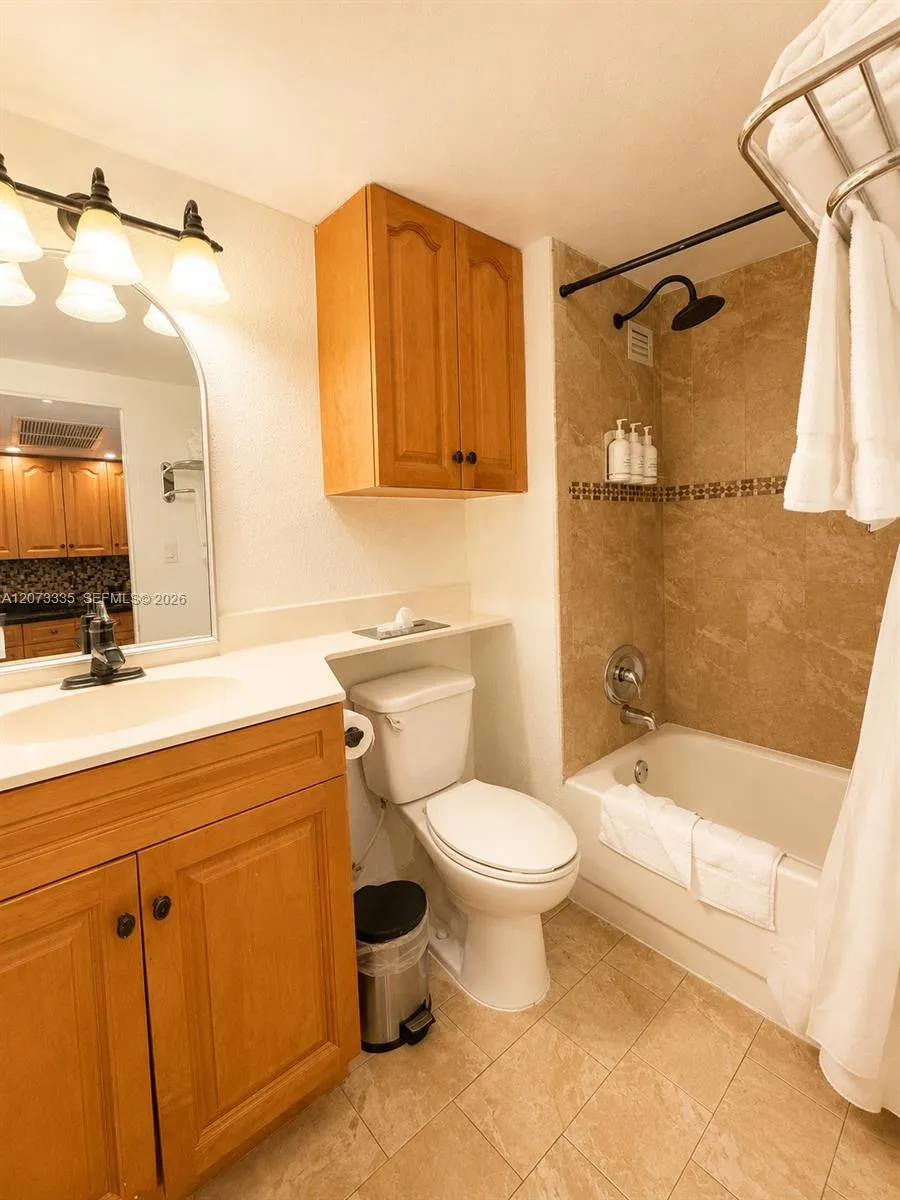 19201 Collins Ave #828 Sunny Isles Beach, FL 33160