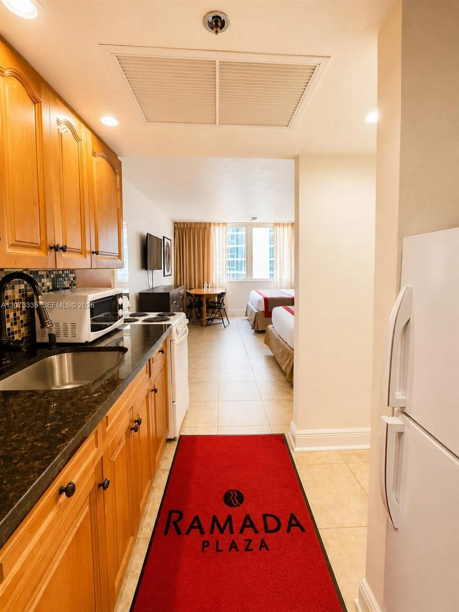 19201 Collins Ave #828 Sunny Isles Beach, FL 33160