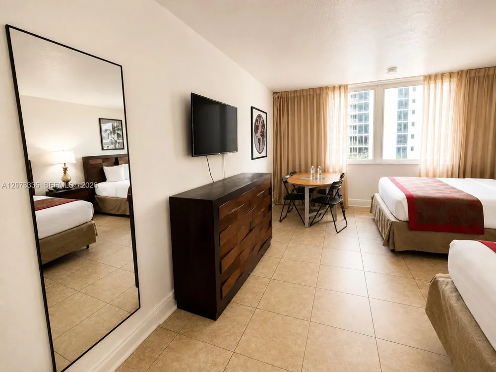 19201 Collins Ave #828 Sunny Isles Beach, FL 33160