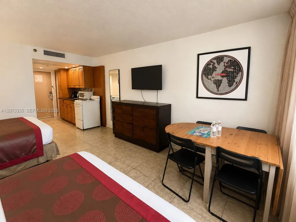 19201 Collins Ave #828 Sunny Isles Beach, FL 33160