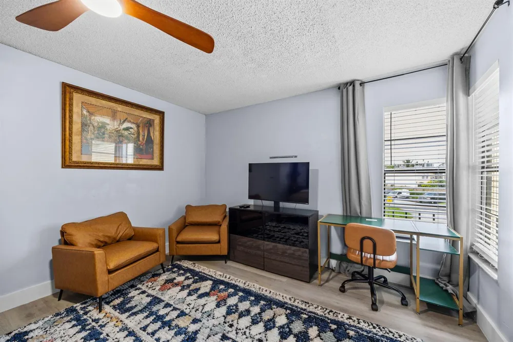 1520 SHAKER CIRCLE Wellington, FL 33414