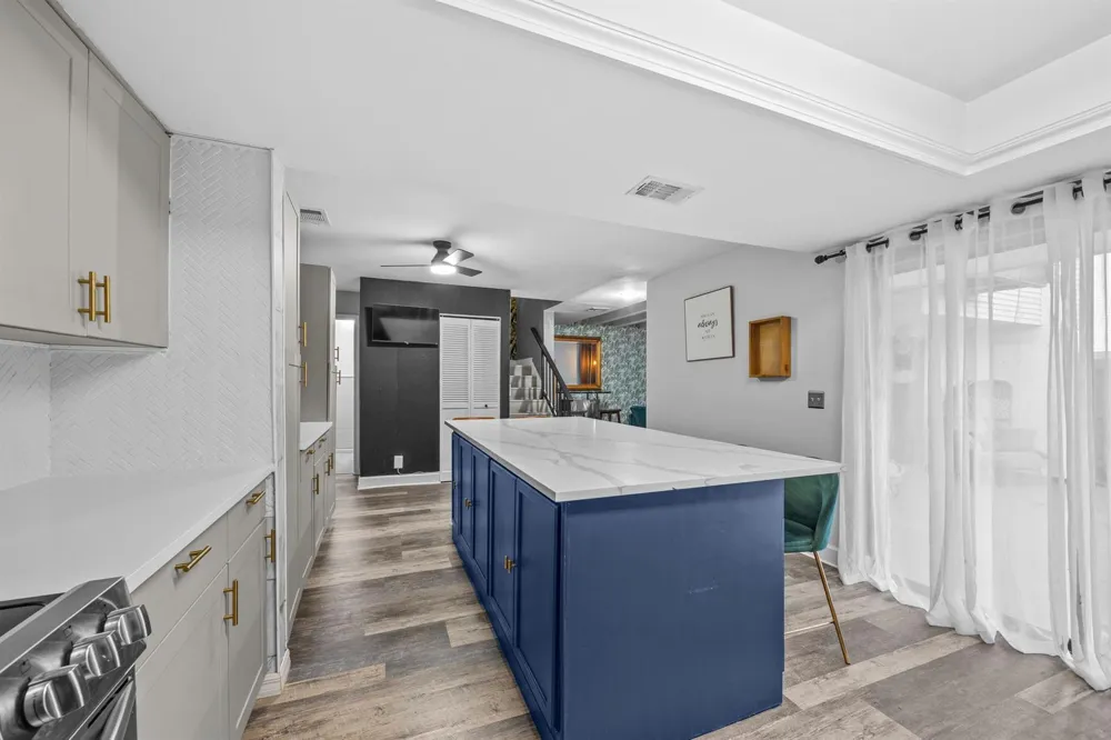 1520 SHAKER CIRCLE Wellington, FL 33414