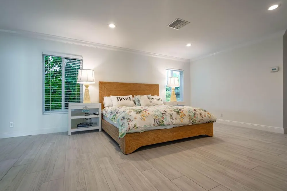 2401 NE 33RD STREET Lighthouse Point, FL 33064