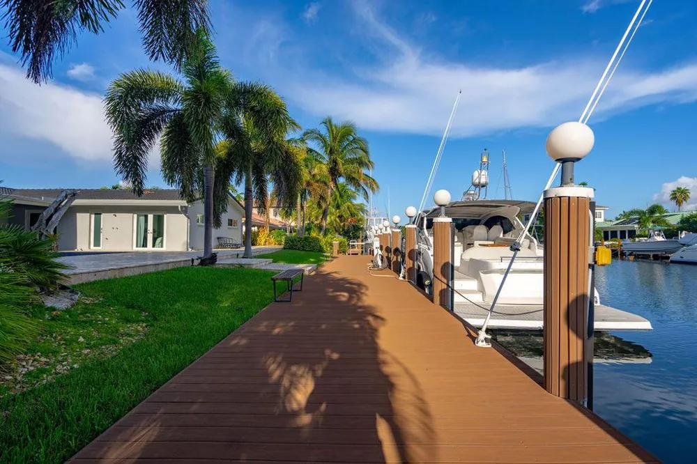 2401 NE 33RD STREET Lighthouse Point, FL 33064