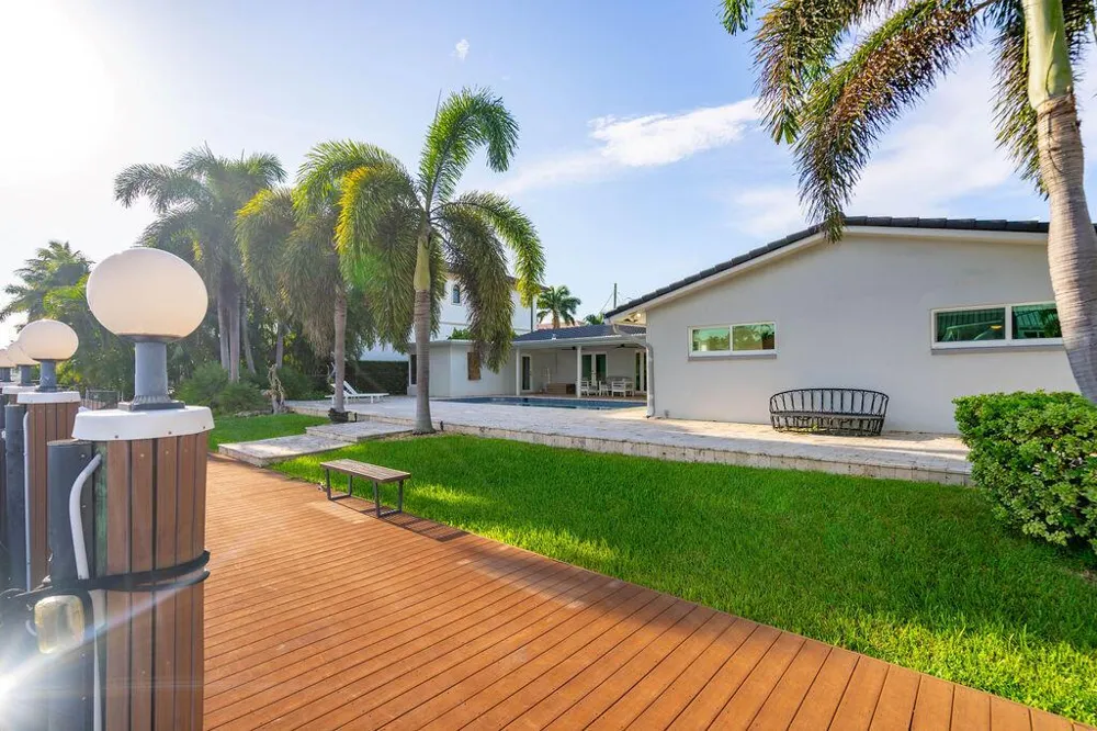 2401 NE 33RD STREET Lighthouse Point, FL 33064